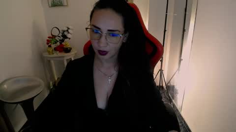 Snapshot of camila_bj chatting on May 30, 5:59 am camila_bj online show from May 30, 5:59 am