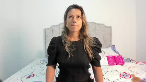   online show from April 8, 11:32 am