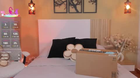 Snapshot of camila_bustamante_ chatting on November 12, 6:19 pm camila_bustamante_ online show from November 12, 6:19 pm