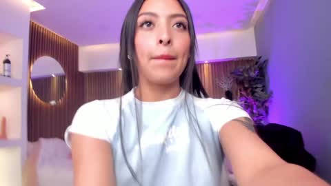 Camila online show from December 18, 10:02 pm