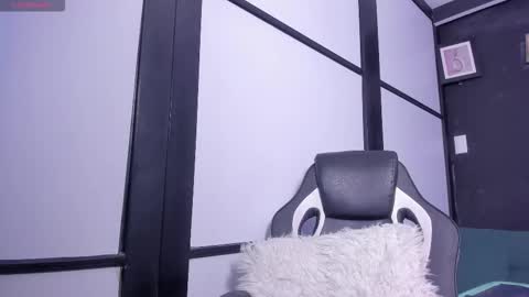 Snapshot of camila_harperr chatting on October 26, 6:47 pm C A M I L A online show from October 26, 6:47 pm