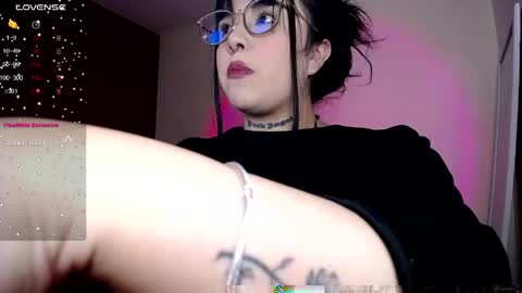 Cami online show from April 14, 2:45 pm