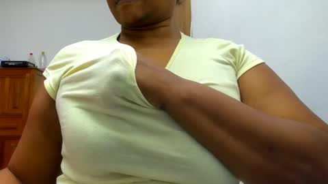 Snapshot of camila_sandoval_01 chatting on September 27, 8:47 pm Camila online show from September 27, 8:47 pm