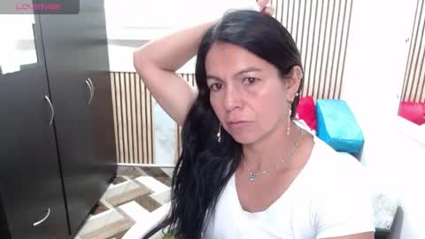 Camila Vargas online show from May 30, 6:49 pm