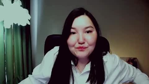 Snapshot of camilamartiez chatting on May 16, 1:10 pm camilamartiez online show from May 16, 1:10 pm