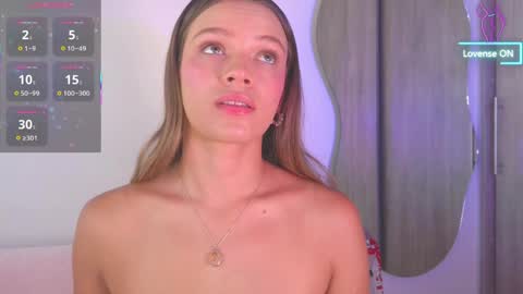 Snapshot of camilamonroee chatting on May 12, 2:47 pm Camila Monroee online show from May 12, 2:47 pm