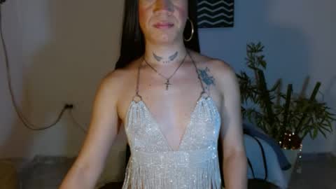 Snapshot of camilaparrisx chatting on July 18, 2:38 am camilaparrisx online show from July 18, 2:38 am