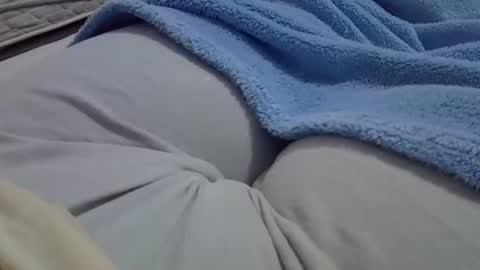 flash 50 tokens BIG CLIT  tits pussy. masturbation big clit 150 tokens fingers inside pussy 1000 tk  pump big clit 300 tk online show from February 26, 9:03 pm