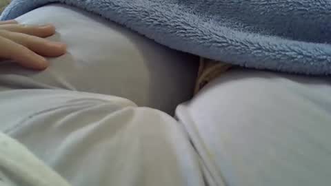 flash 50 tokens BIG CLIT  tits pussy. masturbation big clit 150 tokens fingers inside pussy 1000 tk  pump big clit 300 tk online show from April 16, 5:25 pm