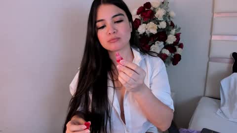 Camila online show from January 16, 9:16 am