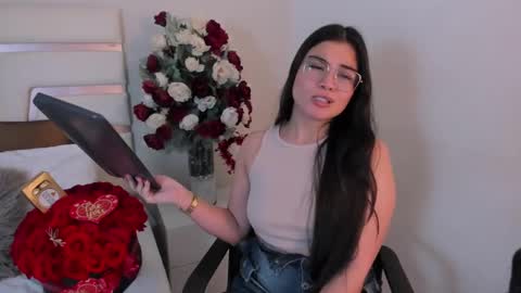 Camila online show from February 15, 9:15 pm