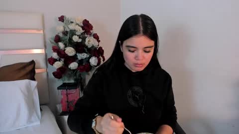 Camila online show from March 11, 7:47 pm