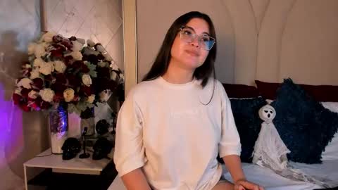 Camila online show from October 18, 7:36 pm