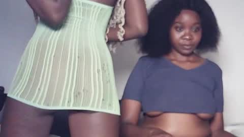 camiii online show from April 13, 9:09 pm