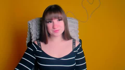 Camilla online show from April 14, 5:46 am