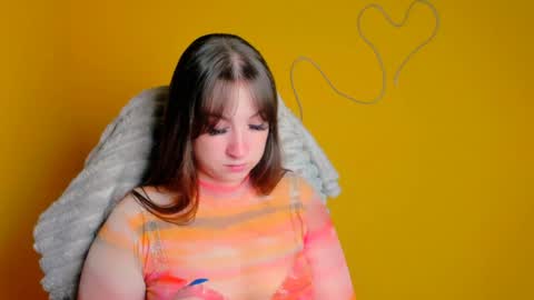 Snapshot of camilla_body chatting on June 17, 5:32 am Camilla online show from June 17, 5:32 am