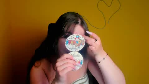 Snapshot of camilla_body chatting on July 3, 6:09 am Camilla online show from July 3, 6:09 am
