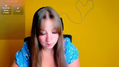 Snapshot of camilla_body chatting on July 21, 5:32 am Camilla online show from July 21, 5:32 am