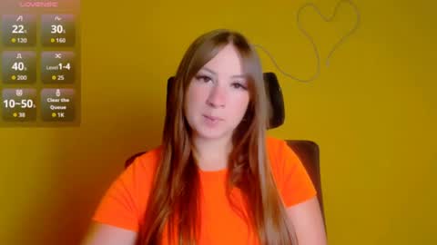 Snapshot of camilla_body chatting on July 24, 6:22 am Camilla online show from July 24, 6:22 am