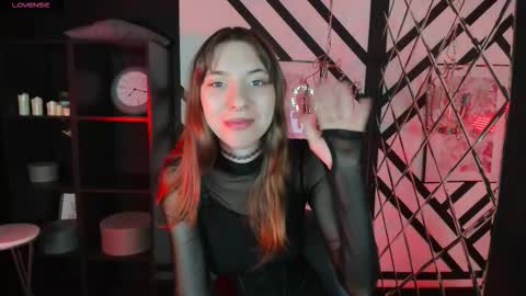 Camilla online show from March 23, 5:33 am