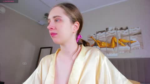 Camilla online show from April 19, 1:16 am