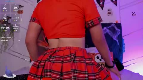 Snapshot of camilla_miller01 chatting on October 27, 8:35 pm camilla_miller01 online show from October 27, 8:35 pm