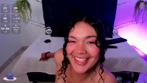 Snapshot of camilla_miller01 chatting on November 14, 4:17 pm camilla_miller01 online show from November 14, 4:17 pm