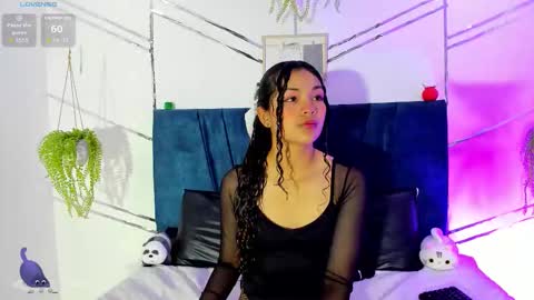 Snapshot of camilla_miller01 chatting on November 17, 3:29 pm camilla_miller01 online show from November 17, 3:29 pm