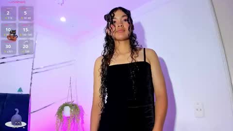 Snapshot of camilla_miller01 chatting on December 16, 11:54 pm camilla_miller01 online show from December 16, 11:54 pm