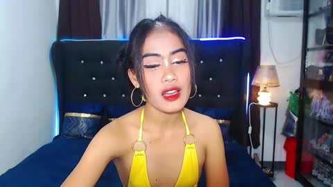 camilla_morena online show from February 23, 9:33 am