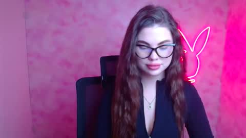 Camilla online show from December 19, 12:56 pm