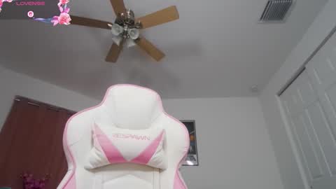 CamillaCassidy online show from February 9, 5:44 am