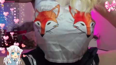 Snapshot of camilladreamer chatting on December 15, 6:56 pm camilladreamer online show from December 15, 6:56 pm