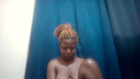 camillah_sweet online show from February 14, 7:21 pm