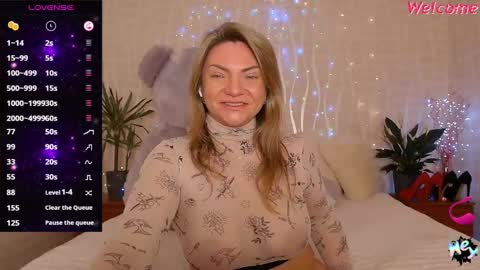 Snapshot of camille_game chatting on January 22, 5:26 am Camille Game online show from January 22, 5:26 am