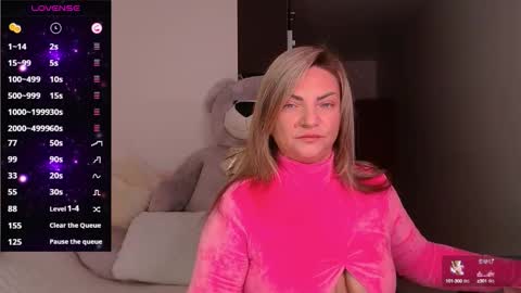 Snapshot of camille_game chatting on October 5, 9:02 pm Camille Game online show from October 5, 9:02 pm