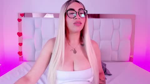 Camille online show from April 7, 12:38 pm