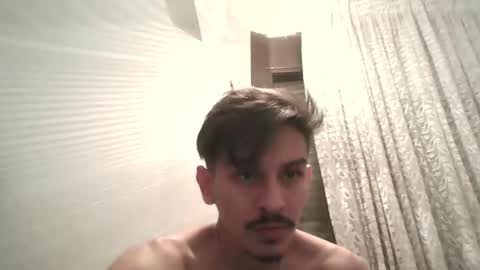 Snapshot of camilo0820 chatting on October 26, 12:16 am camilo0820 online show from October 26, 12:16 am