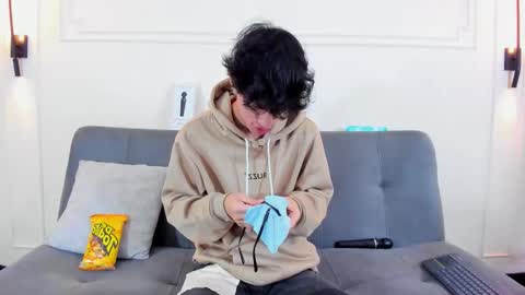 Camilo online show from February 1, 3:16 am