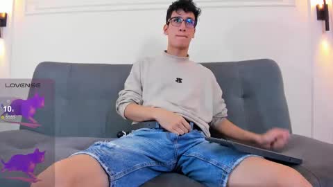 Camilo online show from March 17, 3:11 am