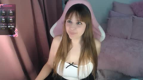  Nicole   online show from February 3, 12:20 am