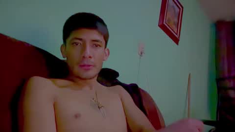 camisitas737 online show from April 2, 3:37 am