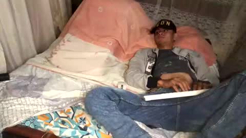 camivaron online show from January 10, 5:47 am