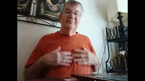 Snapshot of camlover1231234 chatting on October 26, 5:30 pm camlover1231234 online show from October 26, 5:30 pm