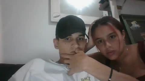 Noah y Lia online show from November 6, 11:59 pm