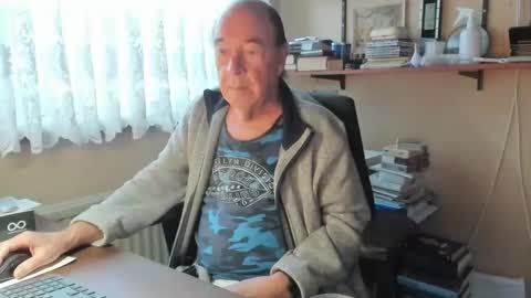 Cammee online show from February 7, 8:33 am