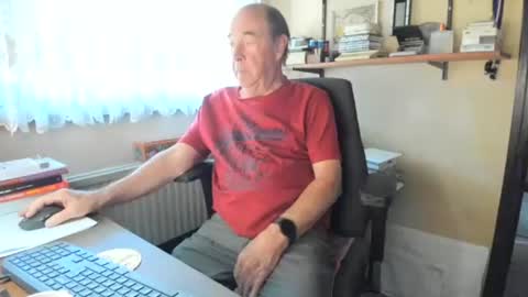 Cammee online show from August 2, 8:35 am