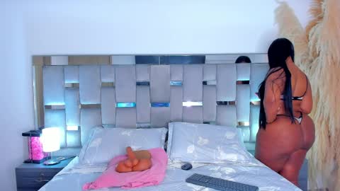 Camila online show from April 9, 4:34 pm