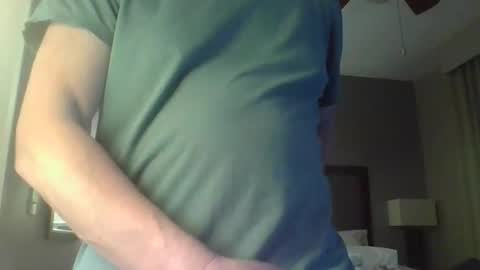 Snapshot of cammyman6900 chatting on November 16, 10:15 pm cammyman6900 online show from November 16, 10:15 pm