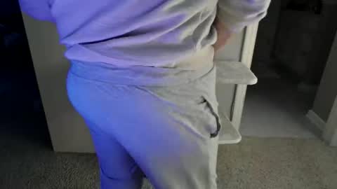 cammyman6900 online show from May 15, 2:51 am
